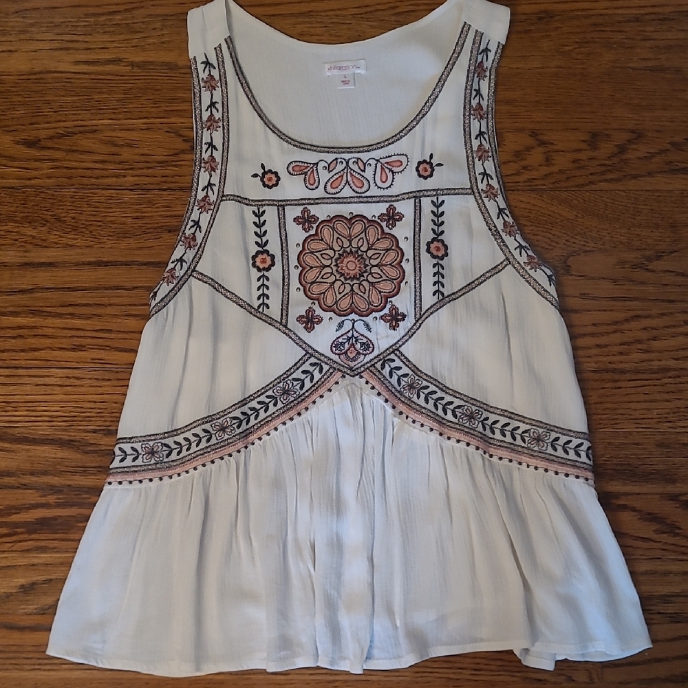 Xhilaration Floral Embroidered Cream Blouse